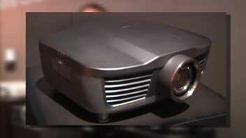 IFA 2010 : Epson EH-R4000, vidéoprojecteur 3LCD reflectif pour l'intégration