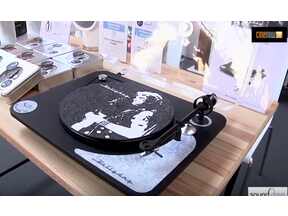 Illustration de l'article Elipson Alpha 100 RIAA Johnny Hallyday : la platine vinyle en hommage